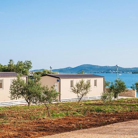 Camp San Antonio Hotel Biograd Na Moru Eksteriør billede