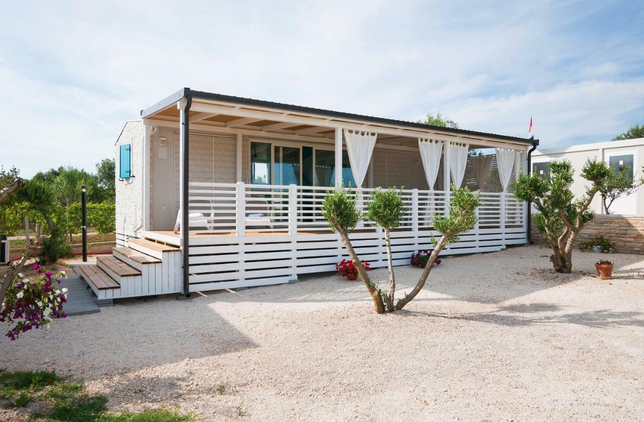 Camp San Antonio Hotel Biograd Na Moru Eksteriør billede